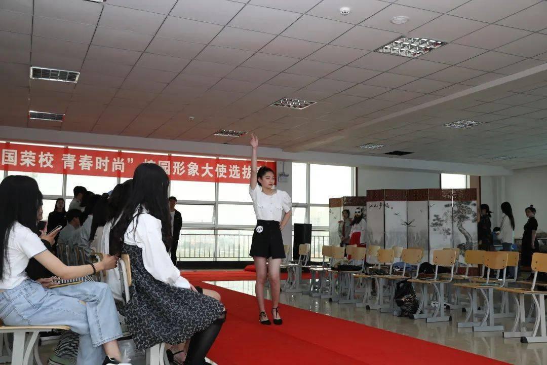 报考安徽专升本院校,公办民办到底怎么选?